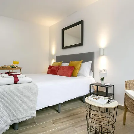 -malagasunapts-central &quite Apartment Malaga