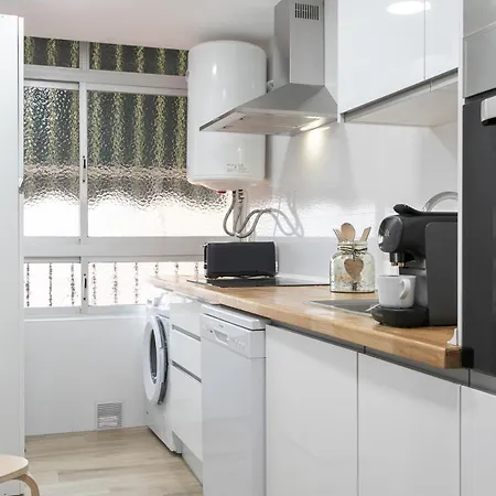 Apartment -malagasunapts-central &quite Malaga
